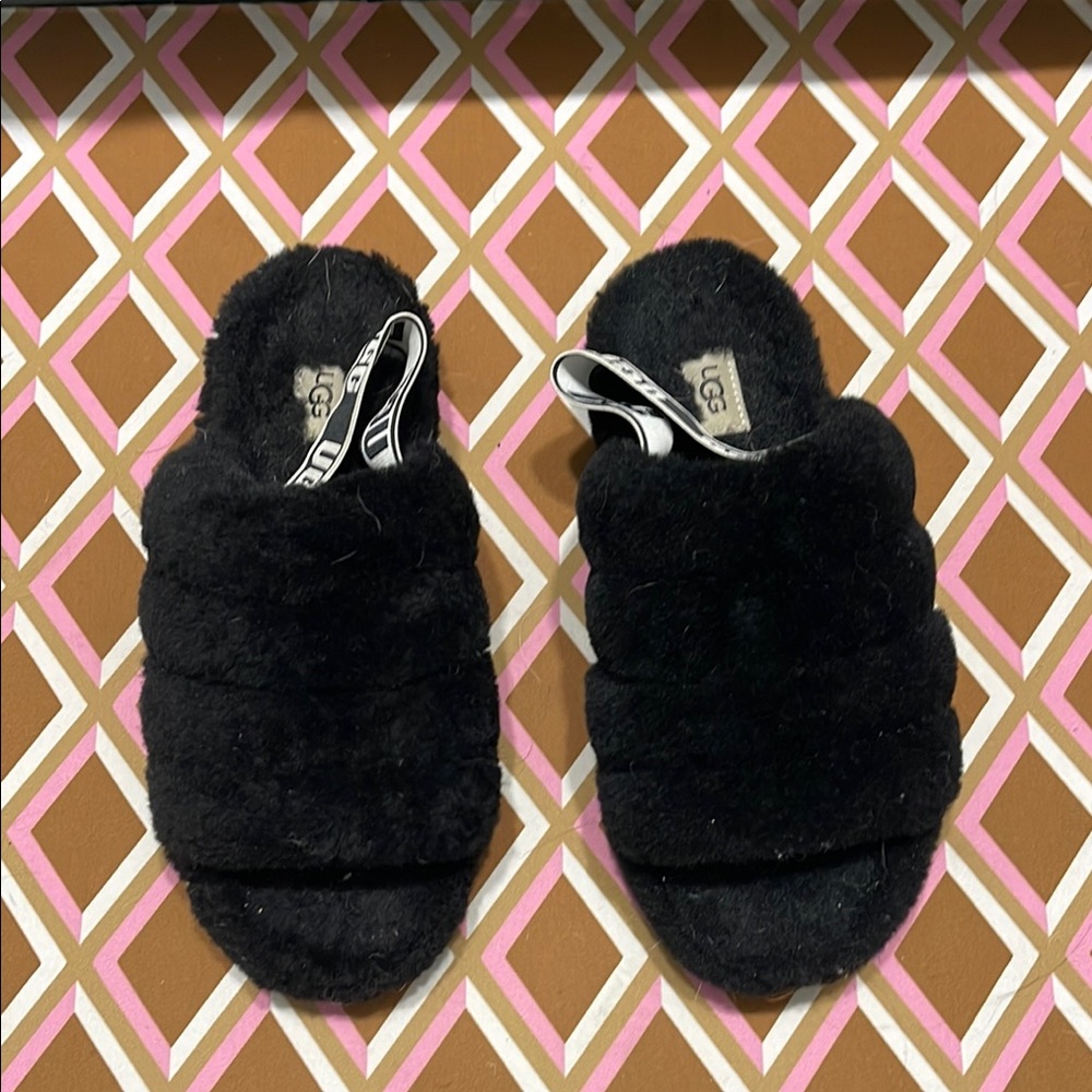 UGG Women’s Cozy Black Slippers